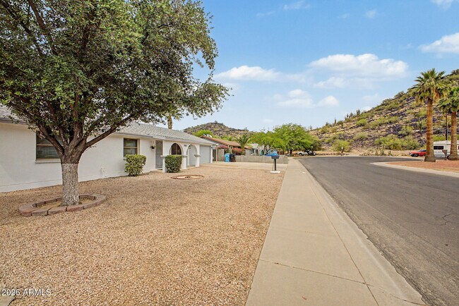 Foto del edificio - 13832 N 17th Ave