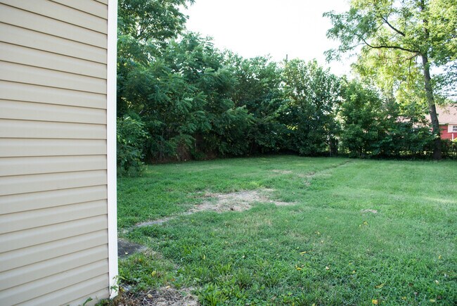 Foto del edificio - Available Now 2 Bedroom 1 bath House!!