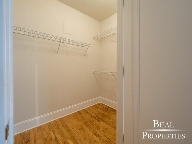 Building Photo - 0 bedroom in CHICAGO IL 60647