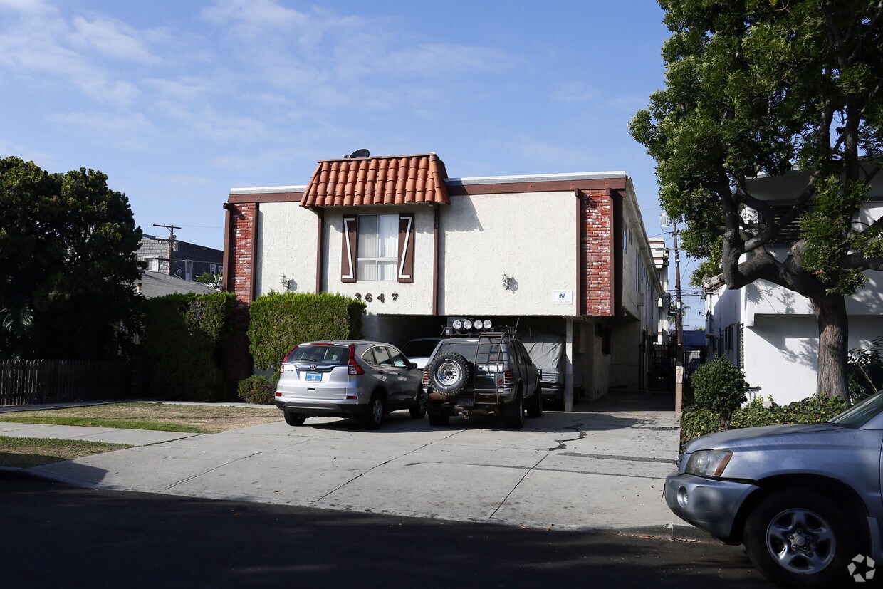 Primary Photo - 3647 Vinton Ave