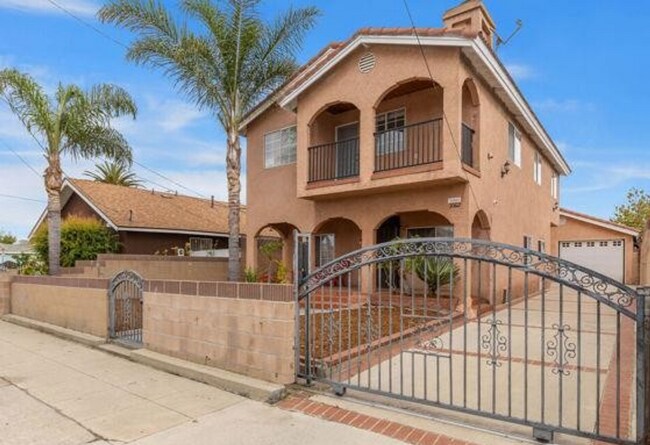 Foto del edificio - 1060 McFarland Ave