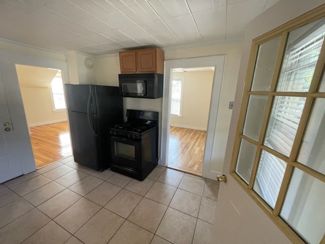 Building Photo - 16 Laurier St