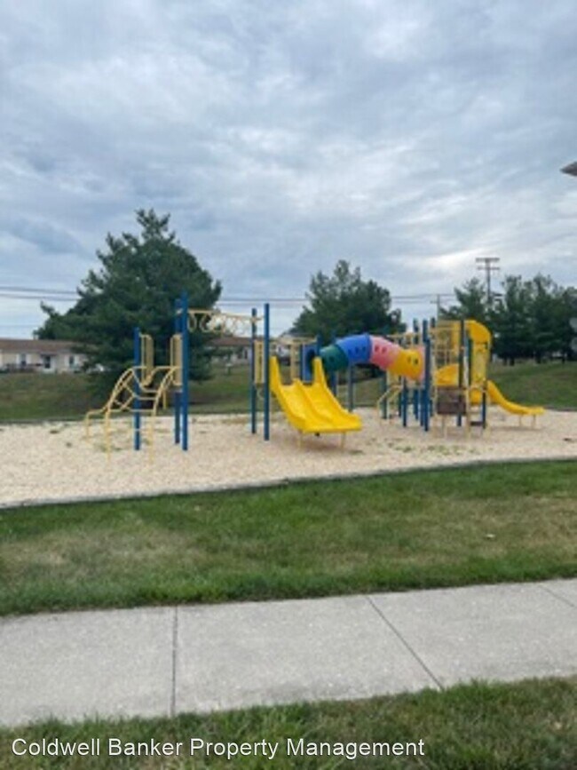 Foto del edificio - 2 br, 2 bath House - 129 Brookland Terrace...