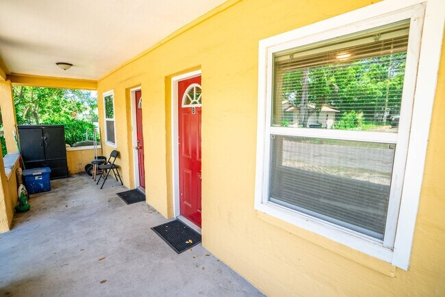 Building Photo - 1151 La Salle St