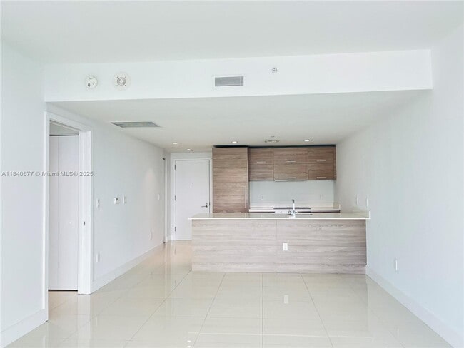 Building Photo - 1300 S Miami Ave