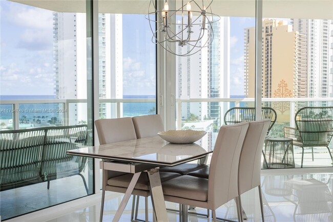 Foto del edificio - 200 Sunny Isles Blvd