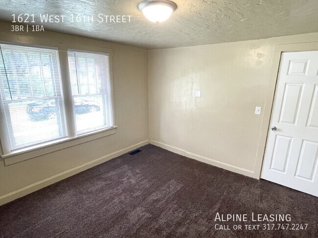 Foto del edificio - 1621 W 16th St