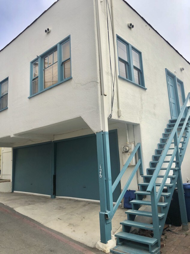 109 Apartments Available for Rent in Hermosa Beach, CA