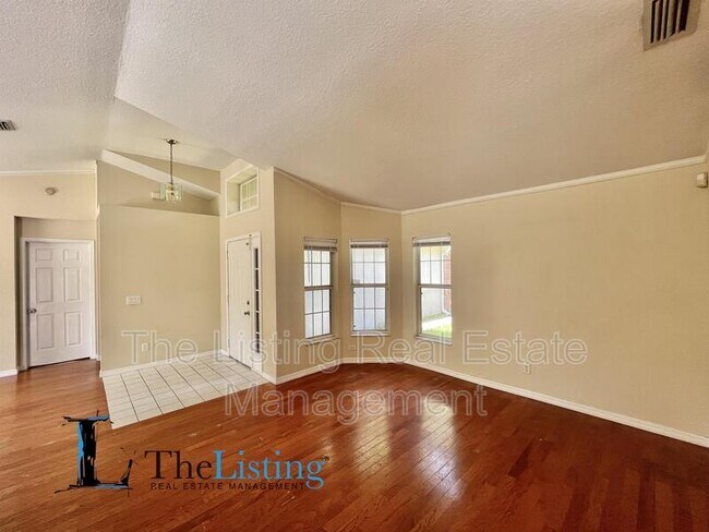 Building Photo - 2929 Hunters Ln
