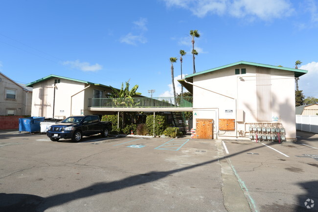 Building Photo - Aloha Vista Apartments