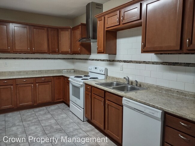 Building Photo - 3 br, 2 bath House - 1417 N 31st St