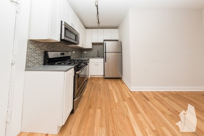 Building Photo - 2400 N Kedzie Blvd