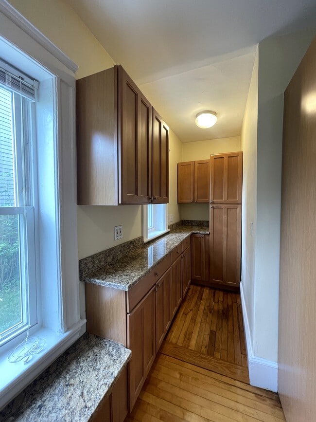 Building Photo - 22 Tafthill Ter