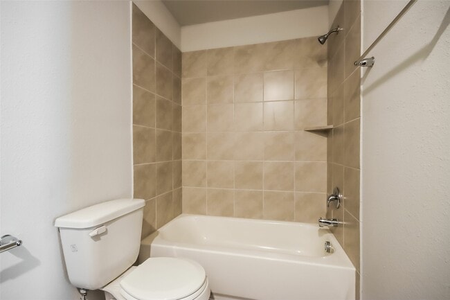 Foto del edificio - 22348 Merlin St