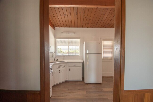 Foto del edificio - 6300 Coldwater Canyon Ave