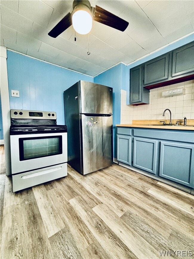 Building Photo - 354 Shepard Ave