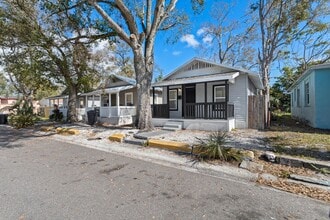 Building Photo - 1228 Upton Ct S
