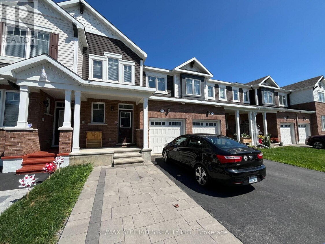 Building Photo - 207 Willow Aster Cir