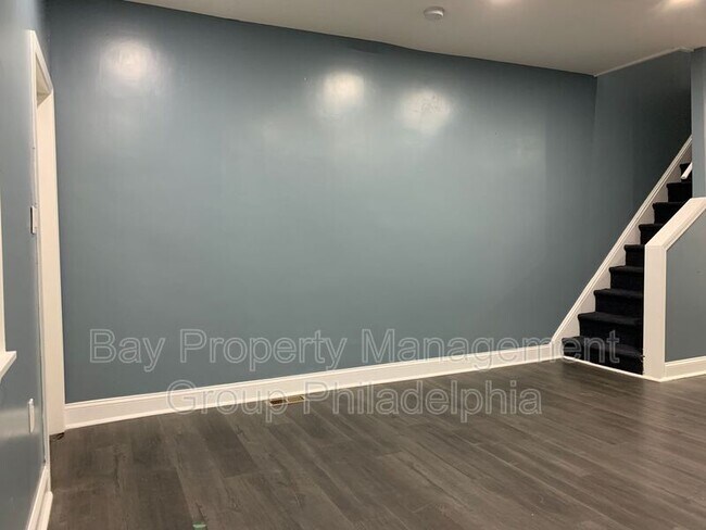 Foto del edificio - 547 N Creighton St