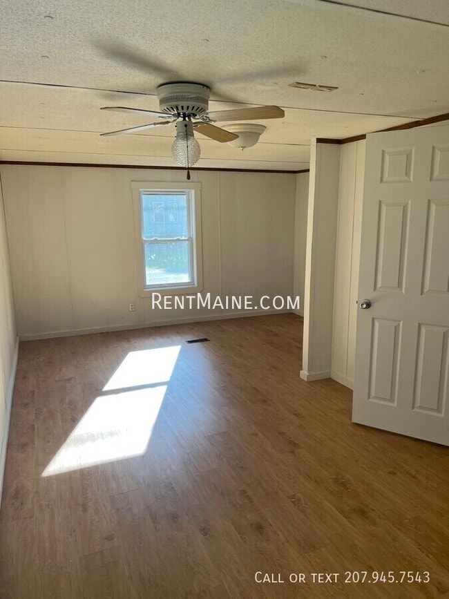 Foto del edificio - 43 Sweet Fern Dr