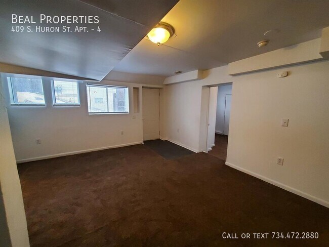 Foto del edificio - 409 S Huron St