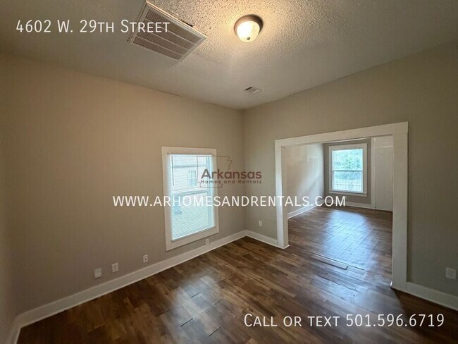 Foto del edificio - 4602 W 29th St