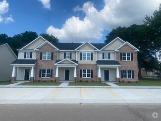 Building Photo - 703 Henry Ln