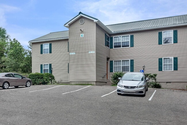 Move In Special: $300 OFF Rent + NO Admin Fee + 1/2 OFF Deposit - Move In Special: $300 OFF Rent + NO Admin Fee + 1/2 OFF Deposit Apartment