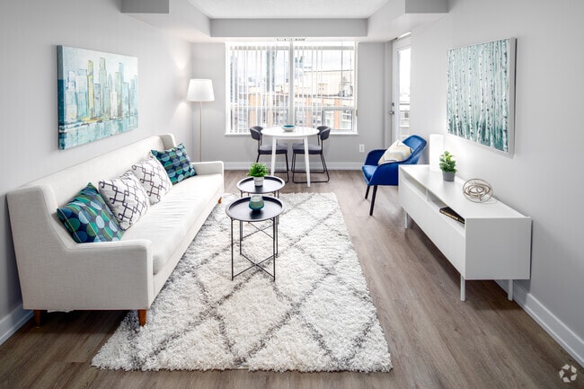 Interior Photo - Prelude