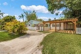 Primary Photo - 1560 Maravilla Ave