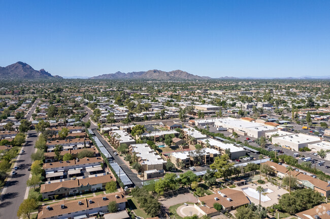 Foto aérea - Monterra Scottsdale Apartments