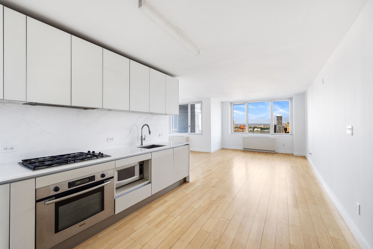 Foto principal - 322 W 57th St