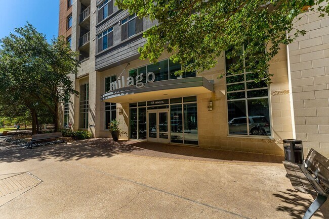 Foto del edificio - Beautiful 2bed / 2bath Condo with Waterfro...