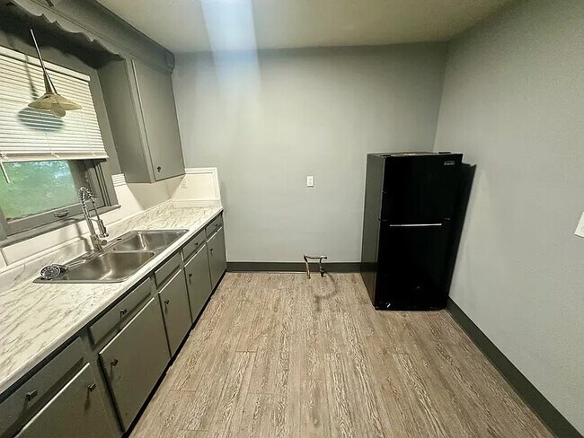 Foto del edificio - 678 Crosby St