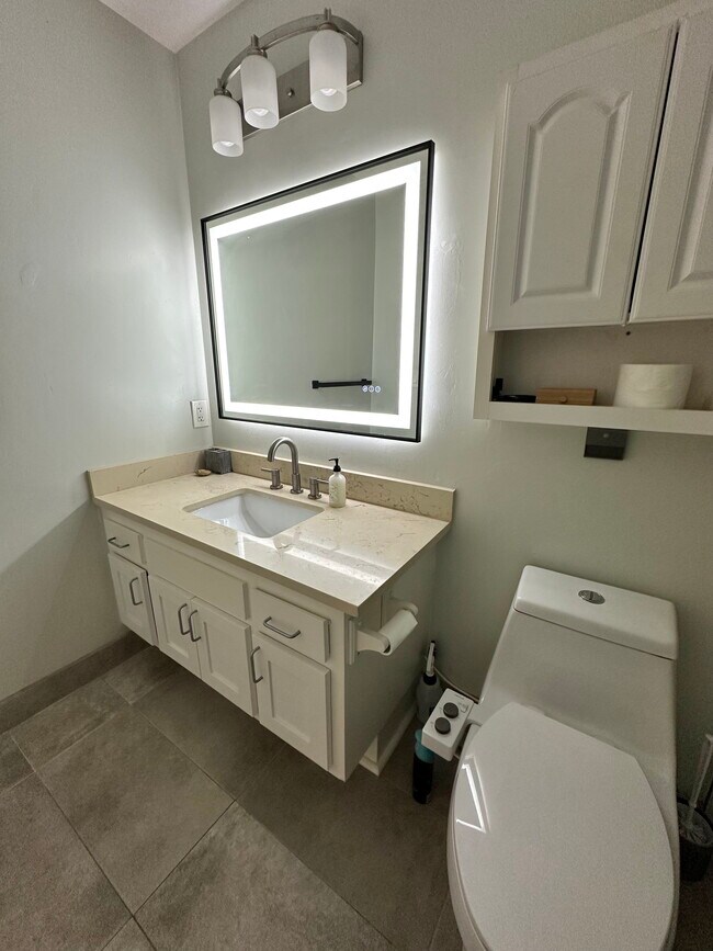 Foto del edificio - 2525 Jefferson St