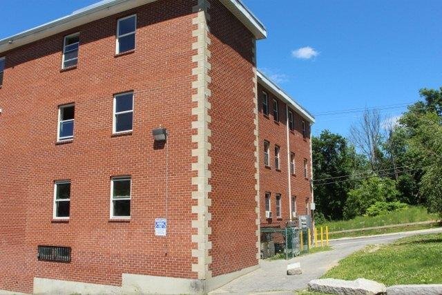Foto del edificio - 128 Fairmount St