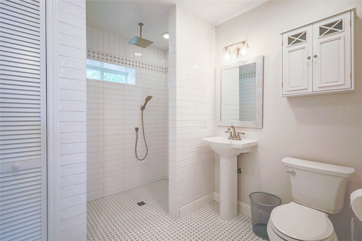 Foto del edificio - 400 E Mill St