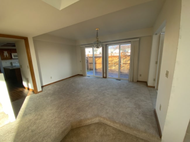 Foto del edificio - 2814 Brittany Dr