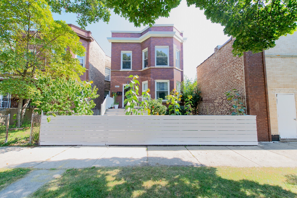 Foto principal - 4807 N Paulina St