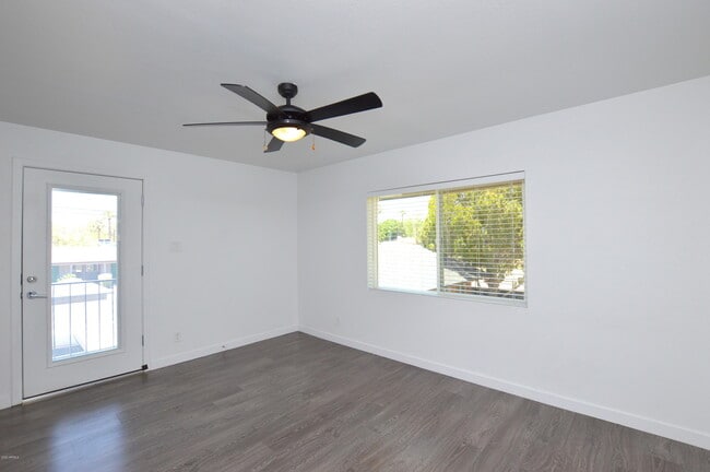 Building Photo - 243 W Turney Ave