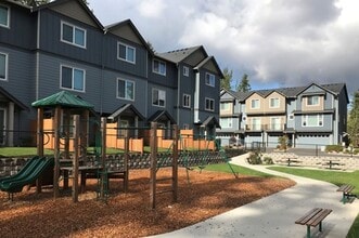 Building Photo - 10518 15th Dr SE