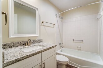 Interior Photo - Strawberry Hill