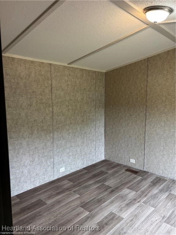Foto del edificio - 2440 Hammock Rd