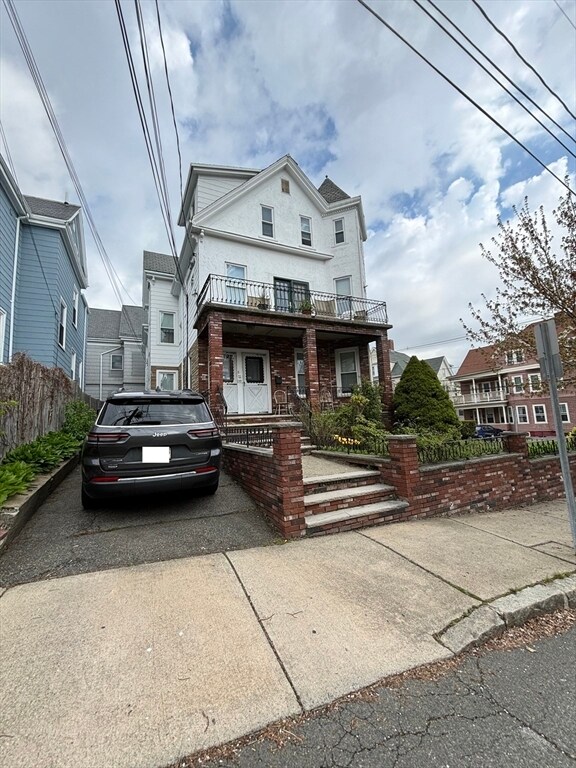 Primary Photo - 11 Prospect Hill Ave