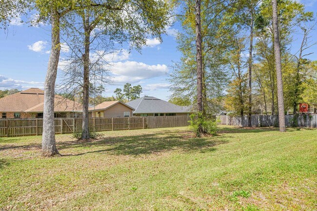 Foto del edificio - 6030 W Dogwood Dr