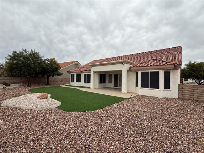 Building Photo - 8505 Gull Dr