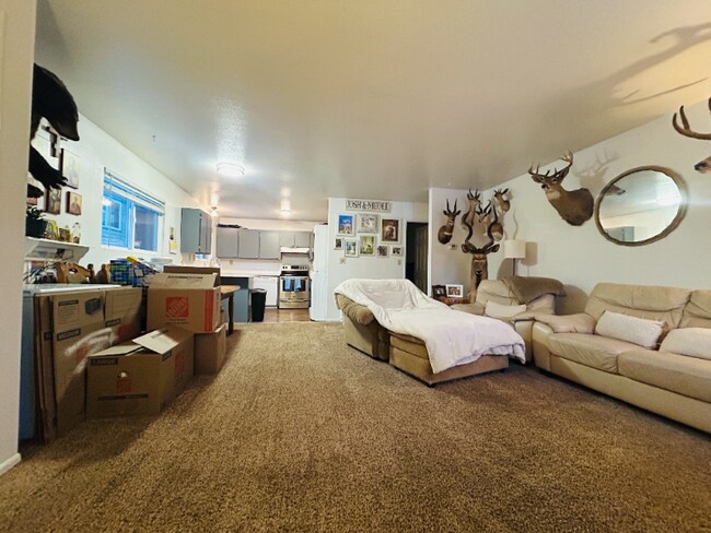 Foto del edificio - 227 E 12th Ave