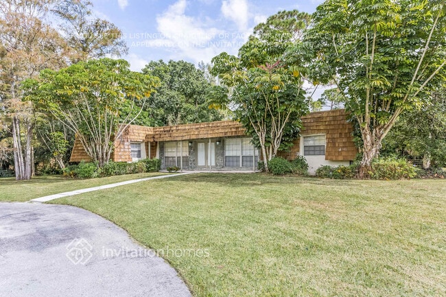 Building Photo - 17602 Bridle Ln