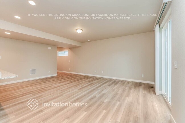 Building Photo - 13533 Arriba Dr