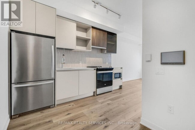 Photo du bâtiment - 395 Dundas St W